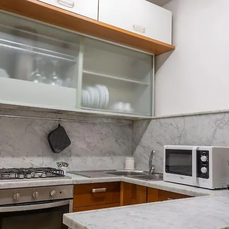 Angolo Di Pace *300mt Train Station* Free Wifi And Car Parking Apartment *